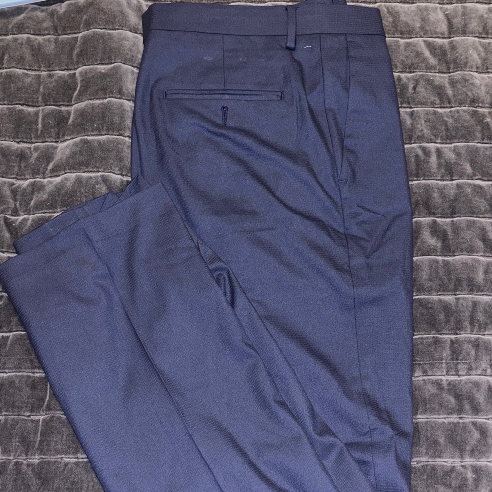 Haggar Men's Deep Blue Dress Pants